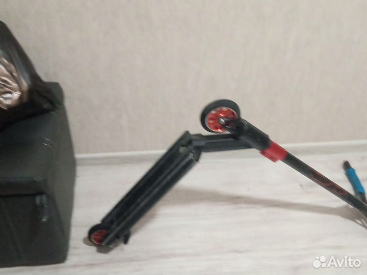 Продаю самокат полный