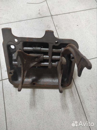 Крышка кпп газ 53,3307 оао газ