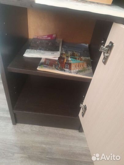 Тумба прикроватная