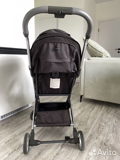 Прогулочная коляска gugas yoyo