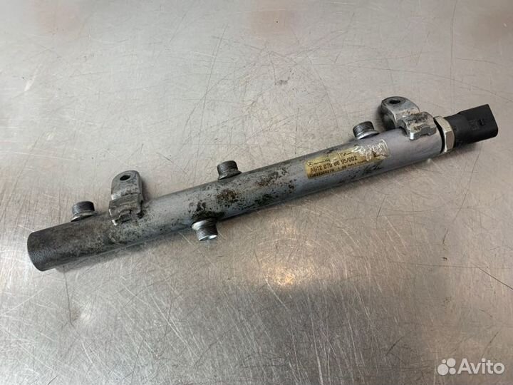 Топливная рампа правая Mercedes E-Class W211 OM642