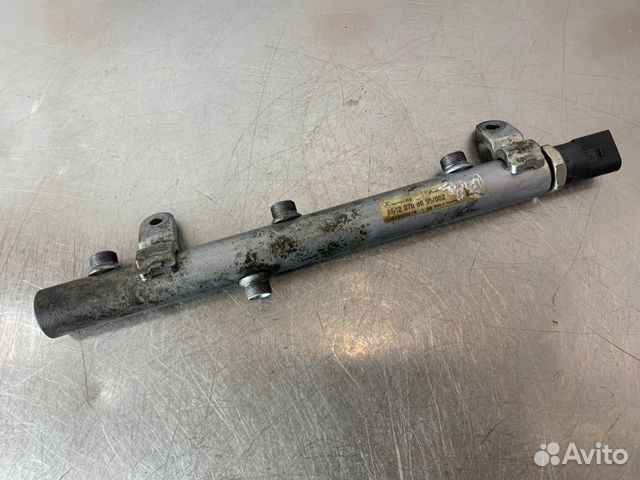 Топливная рампа правая Mercedes E-Class W211 OM642