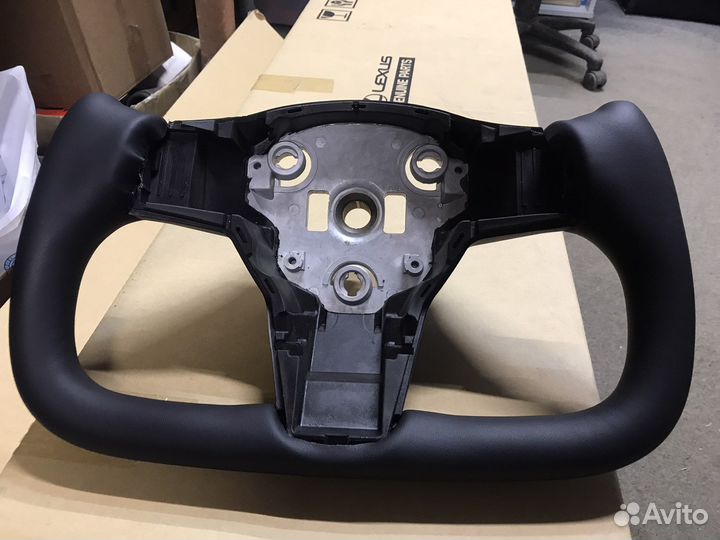 Руль Tesla Model Y Model 3
