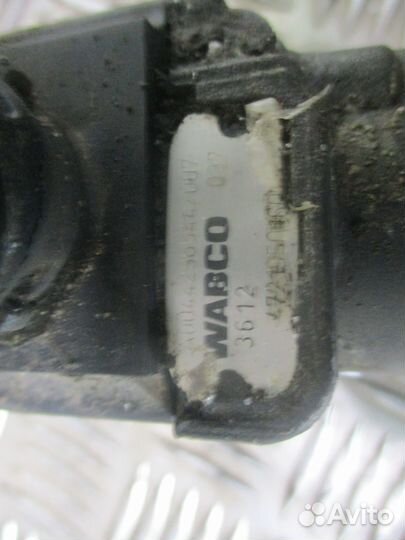 Электромагнитный клапан Mercedes-Benz A0044296544