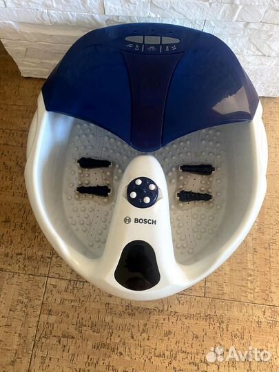 Гидромассажная ванночка для ног Bosch PMF1232