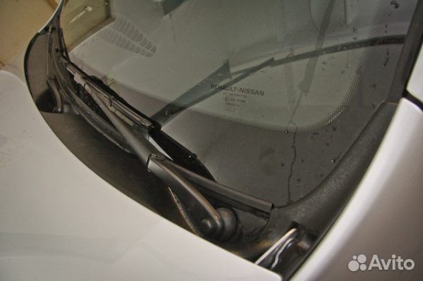 Накладка (Жабо) в проем стеклоочистителей