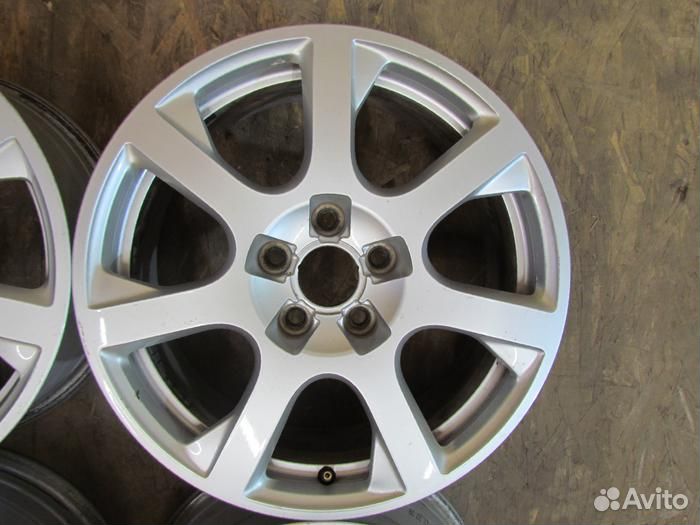 Диски Audi R17 Литые 5x112 J7 S3