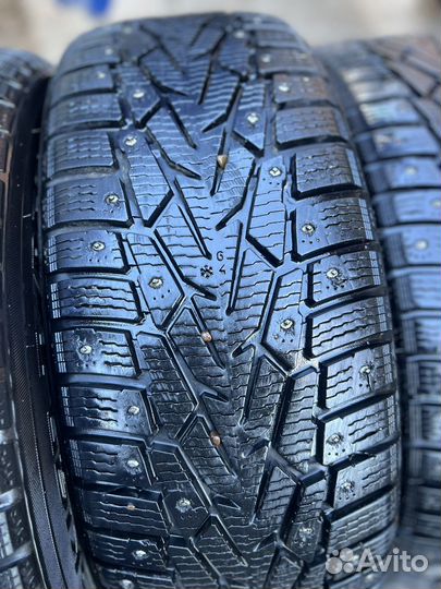 Nokian Tyres Nordman 7 SUV 215/65 R16