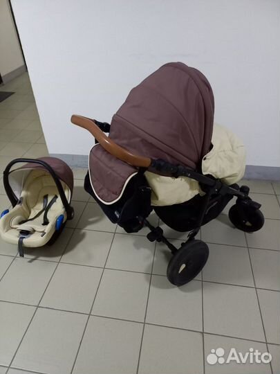 Коляска zippy 3 в 1