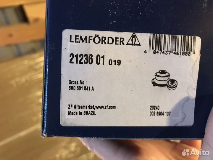 Сайлентблок Lemforder 2123601