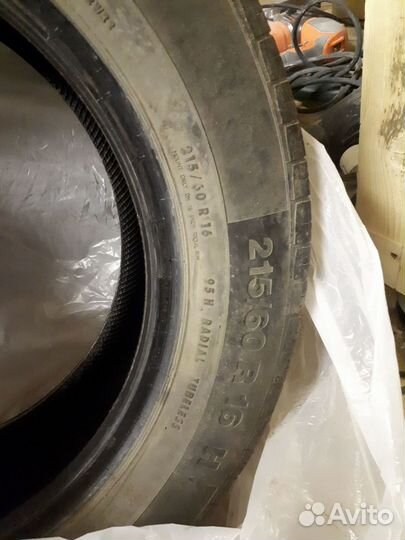 Continental ContiPremiumContact 5 215/60 R16 95H