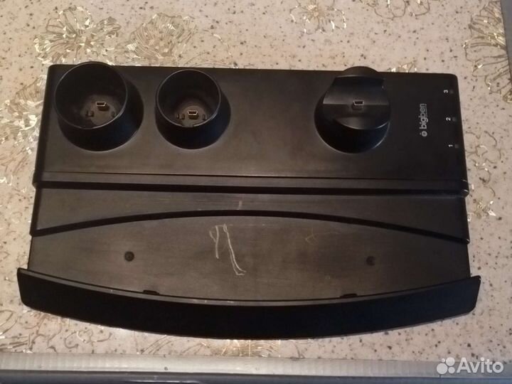 Зарядная станция для джойстиков и мувов PS3