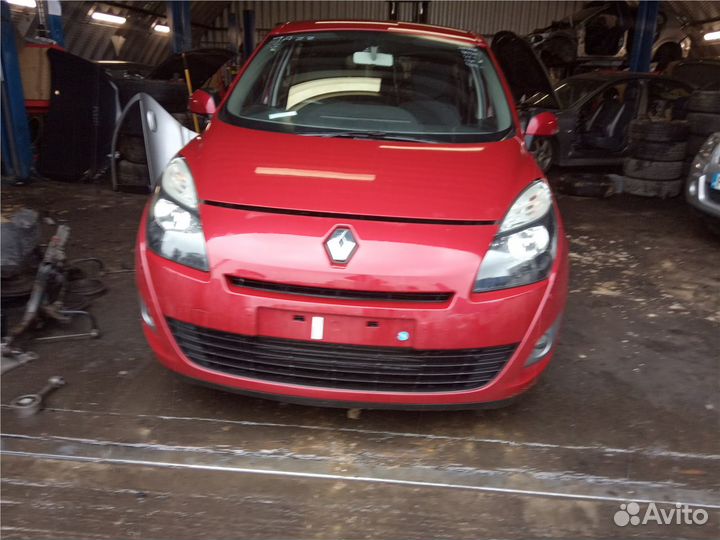 Разбор на запчасти Renault Scenic 2009-2012