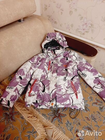 Женская горнолыжная куртка