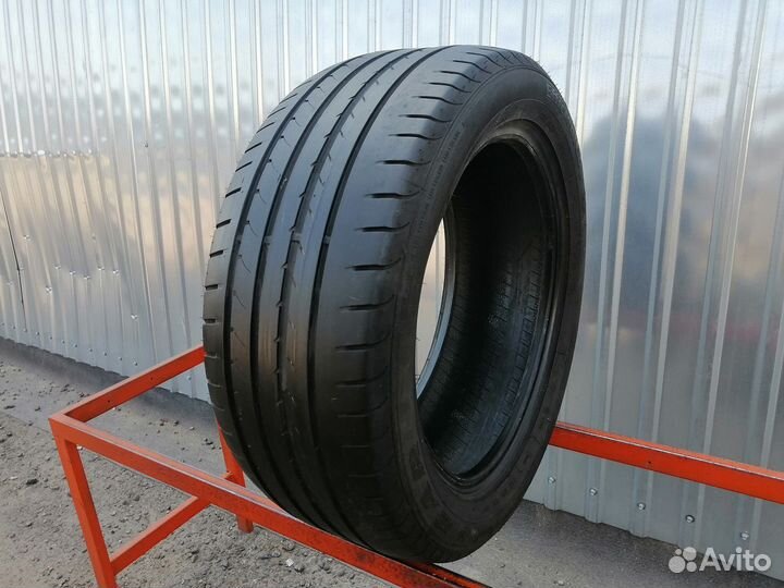 Goodyear EfficientGrip 235/50 R17 96W