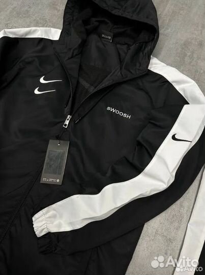 Спортивный костюм nike swoosh