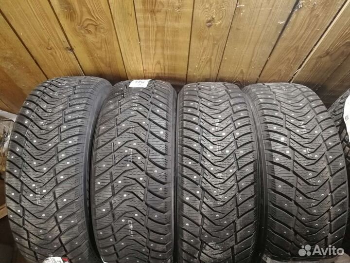 Yokohama Ice Guard IG65 235/55 R19 105T