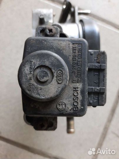 Дроссельная заслонка audi a6 c4 2.6 ABC