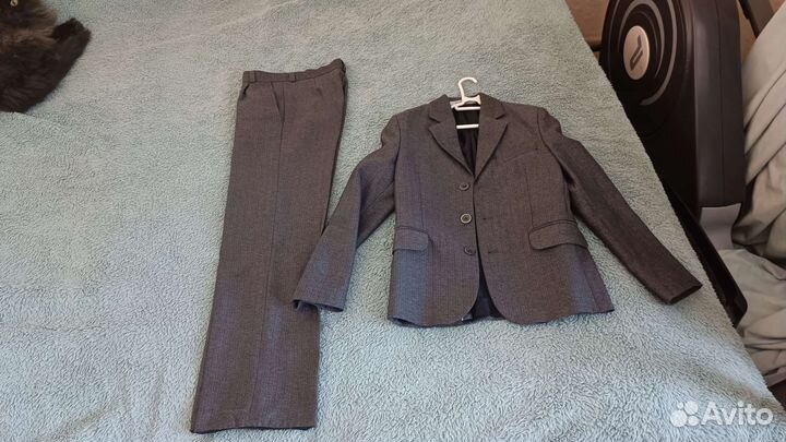 Костюм школьный серый