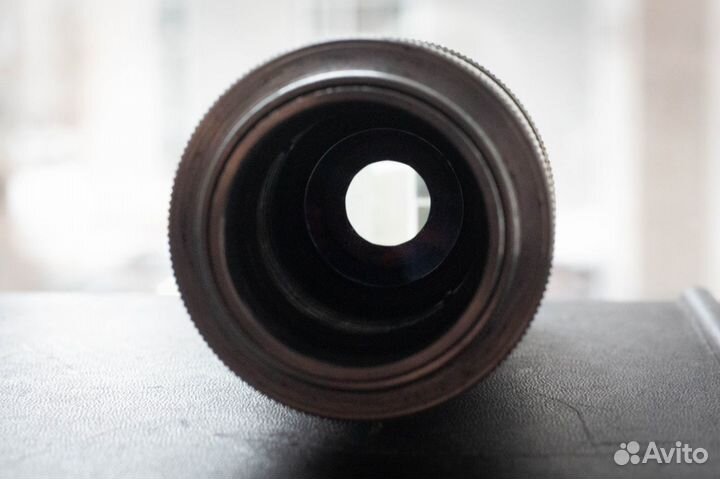 Объектив Юпитер 11 (новый) СССР белый 135мм ф4