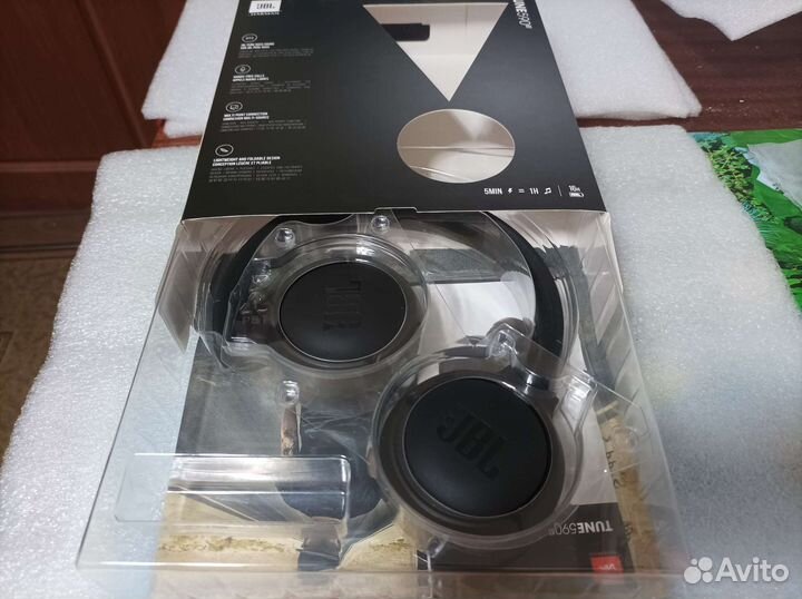 Беспроводные наушники jbl 590