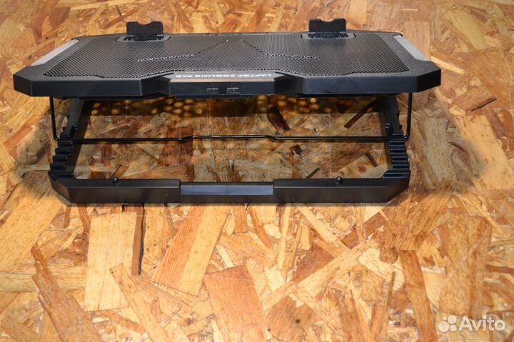 Подставка с охлаждением для ноутбука новая