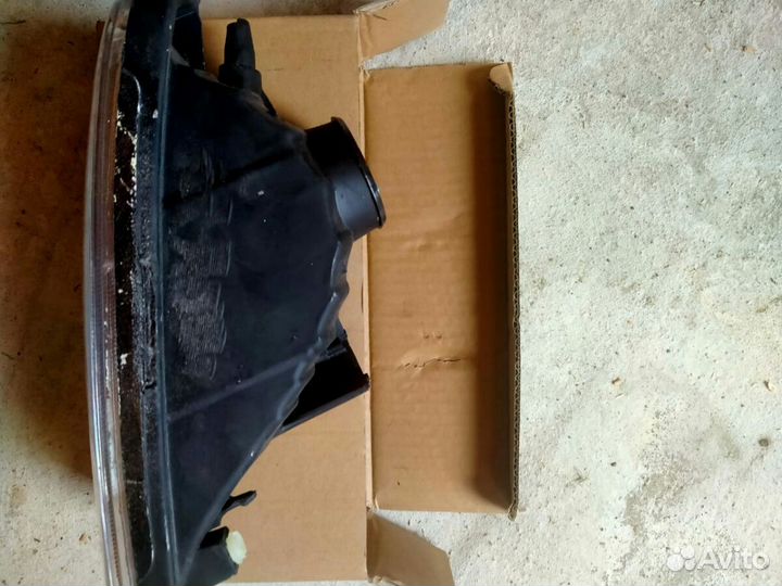 Туманки (лев+прав) Toyota Ipsum 2001 - 2003