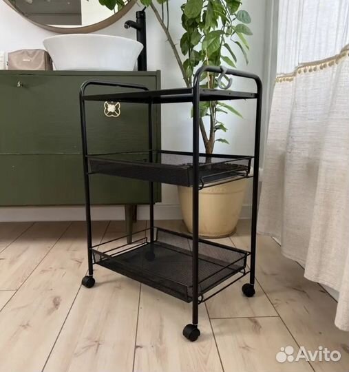 Этажерка на колёсах