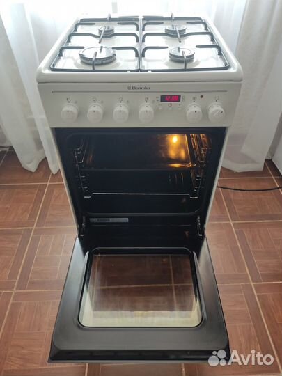 Газовая плита Electrolux бу