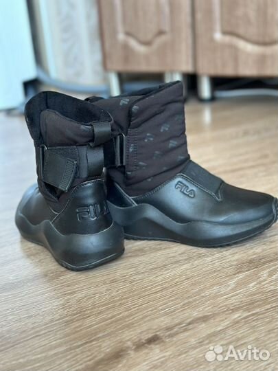Дутики fila