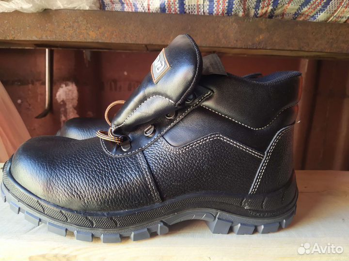 Ботинки рабочие 42
