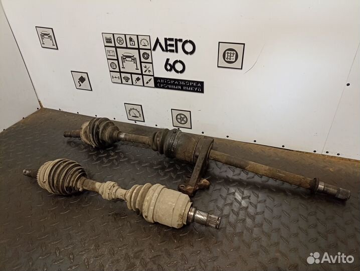 Полуось передняя правая для Nissan Maxima A32