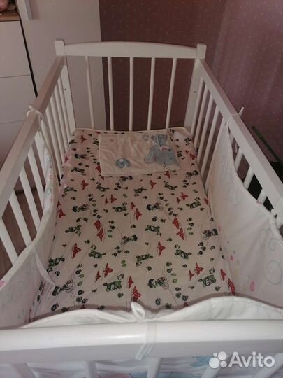 Детская кроватка