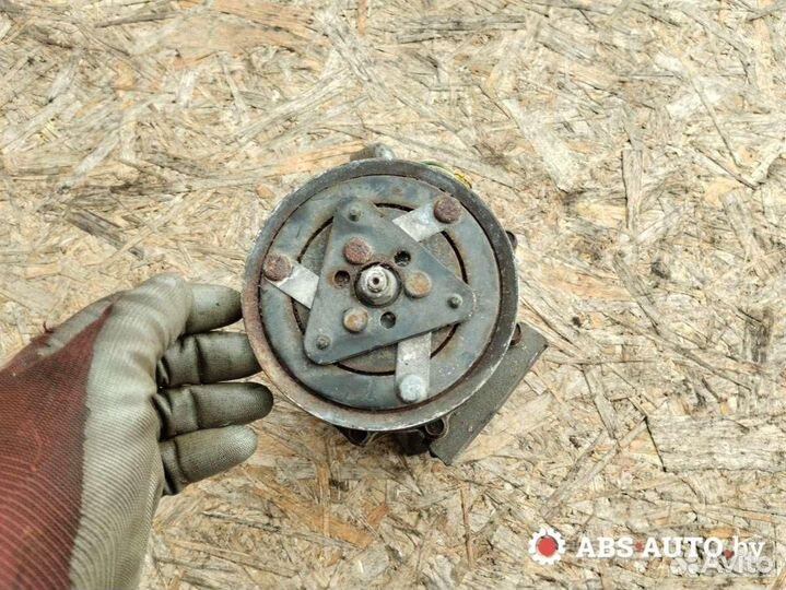 Компрессор кондиционера Citroen C5 рест. 2004