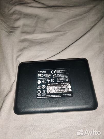 Жесткий диск на 1 тб от toshiba