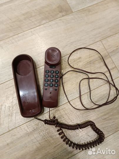 Телефон проводной