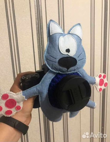 Игрушка-насадка на объектив фотоаппарата