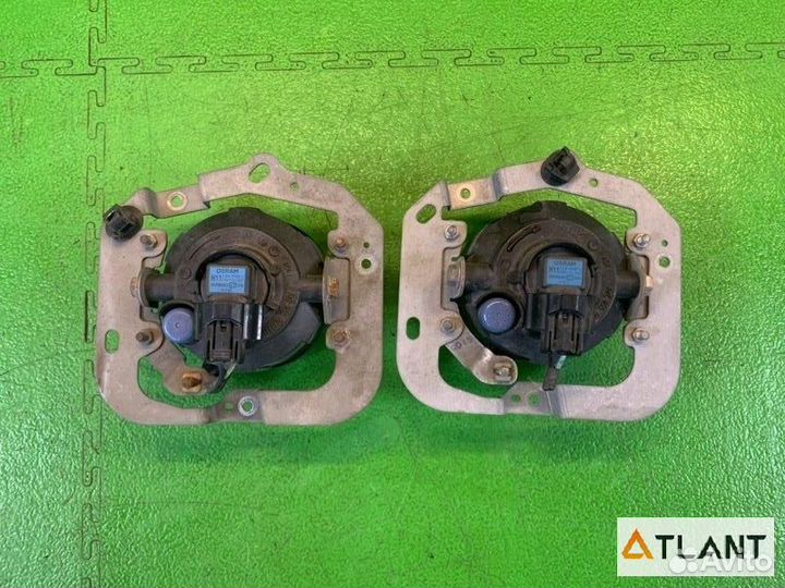 Туманка передняя mitsubishi delica D:5