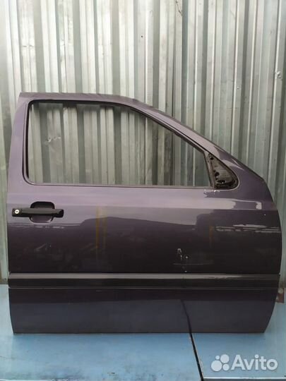 Дверь передняя правая Volkswagen Golf 3