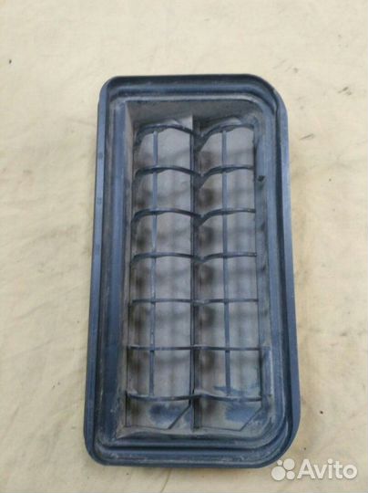 Решетка вентиляционная Volkswagen Passat B6 2.0