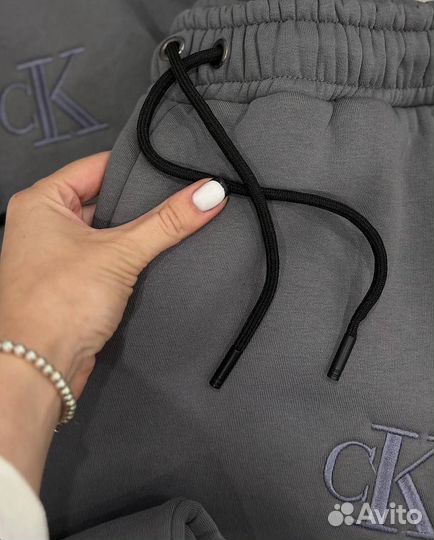 Спортивный костюм женский на флисе