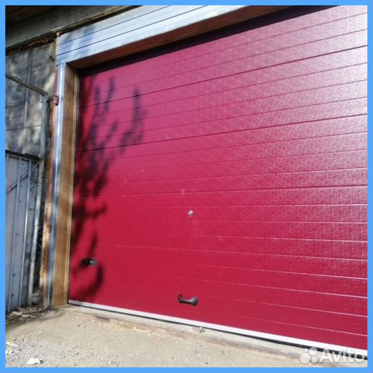 Секционные ворота