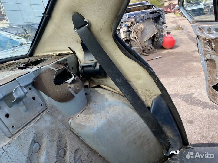 Ремни безопасности BMW E23