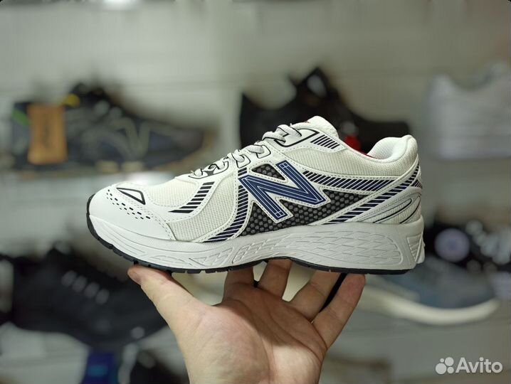 Кроссовки New balance 860 v2