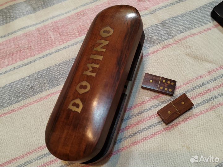 Домино, дерево