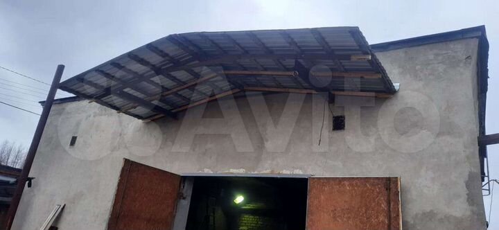 Гараж, > 30 м²