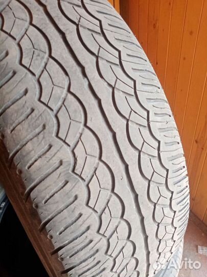 Yokohama Parada Spec-X 225/60 R18