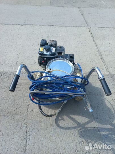 Машина для нанесения дорожной разметки