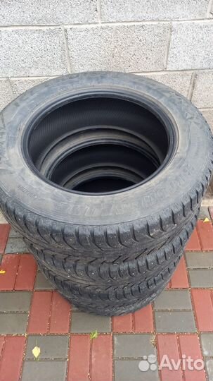 Bridgestone Ice Cruiser 7000 225/65 R17
