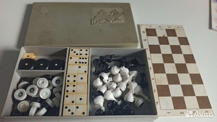 Набор для игр СССР шахматы шашки домино кости